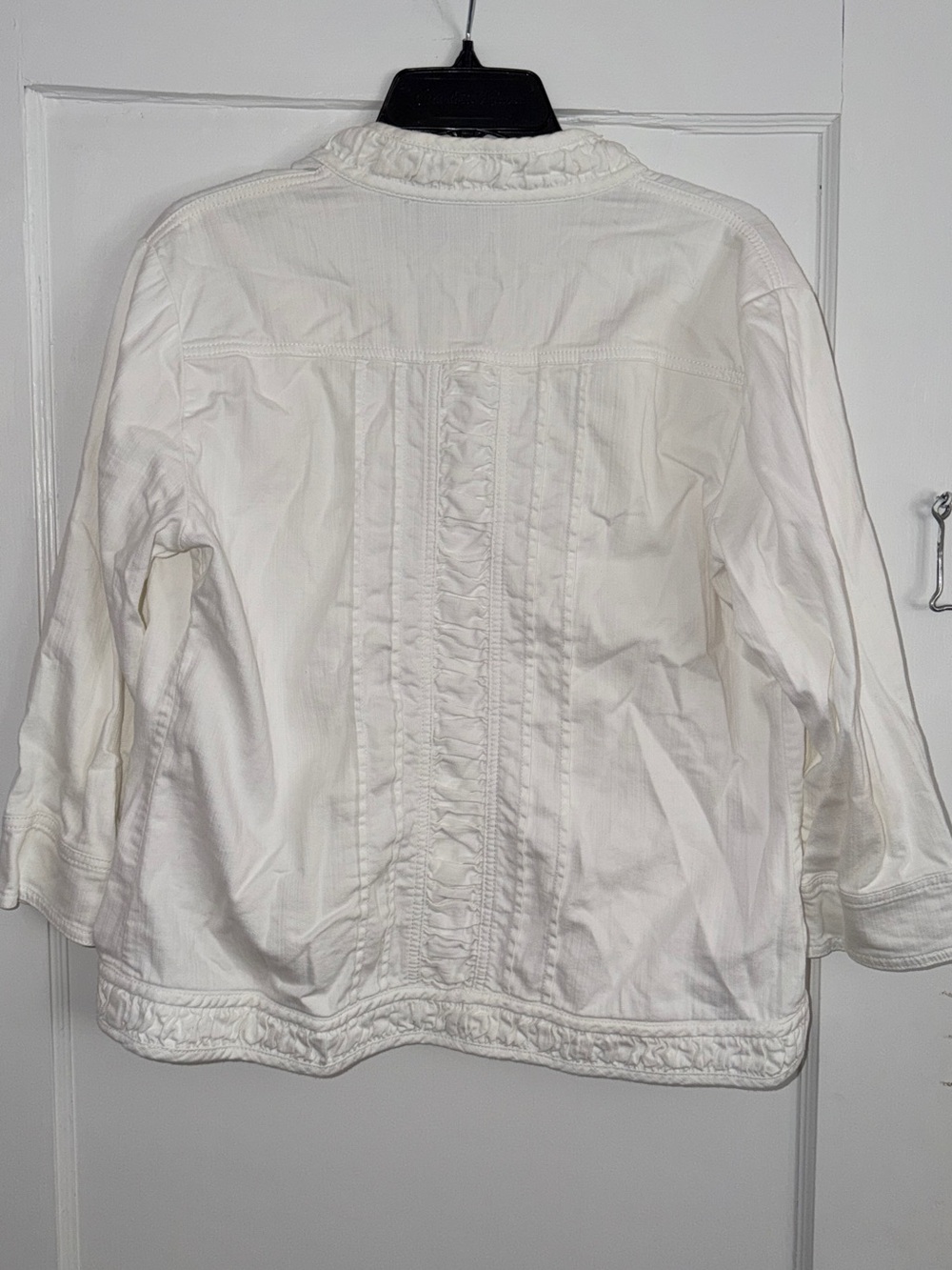 chicos White Ruffle-Back lightweight Jean Jacket - Picture 7 of 8